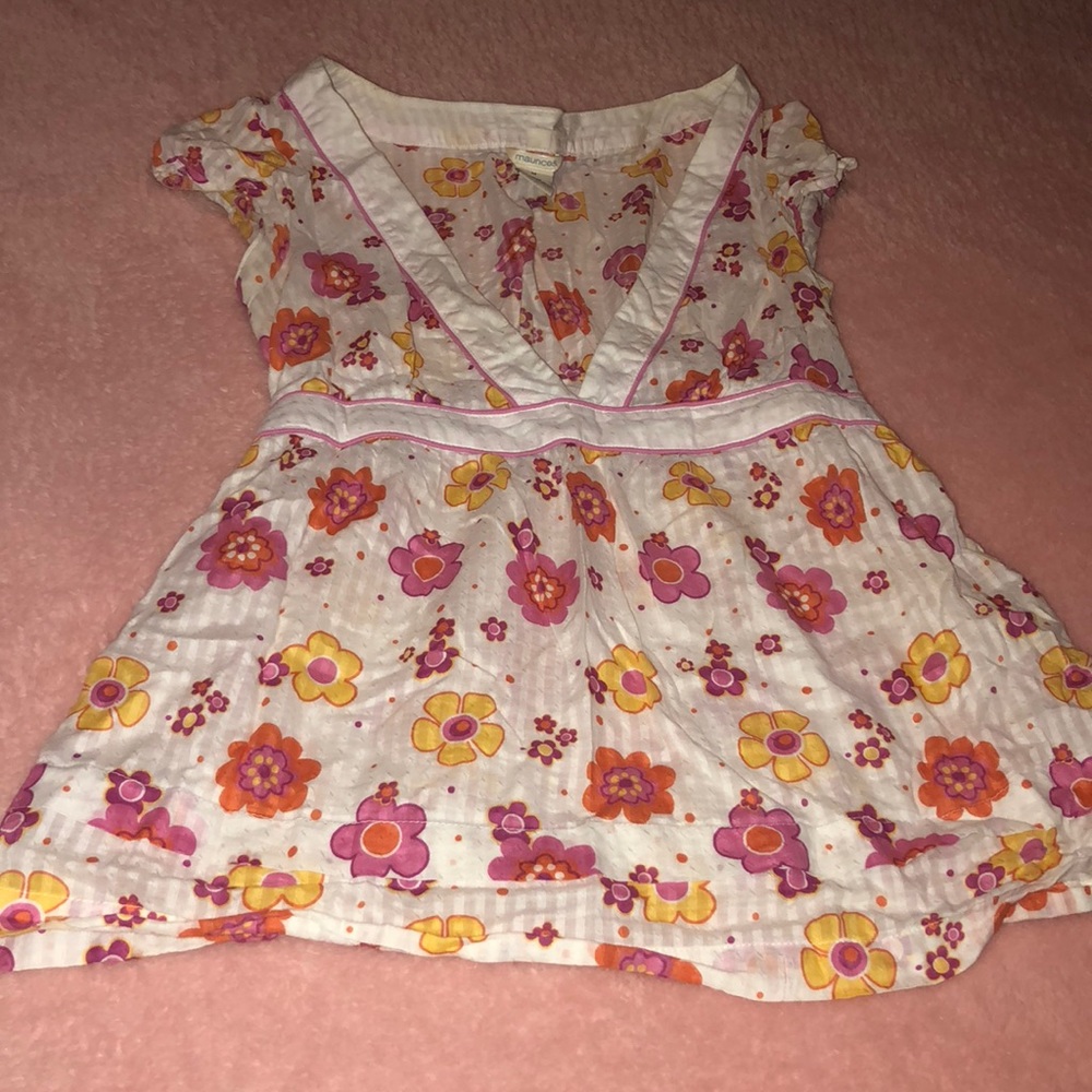Maurices floral top Sz M